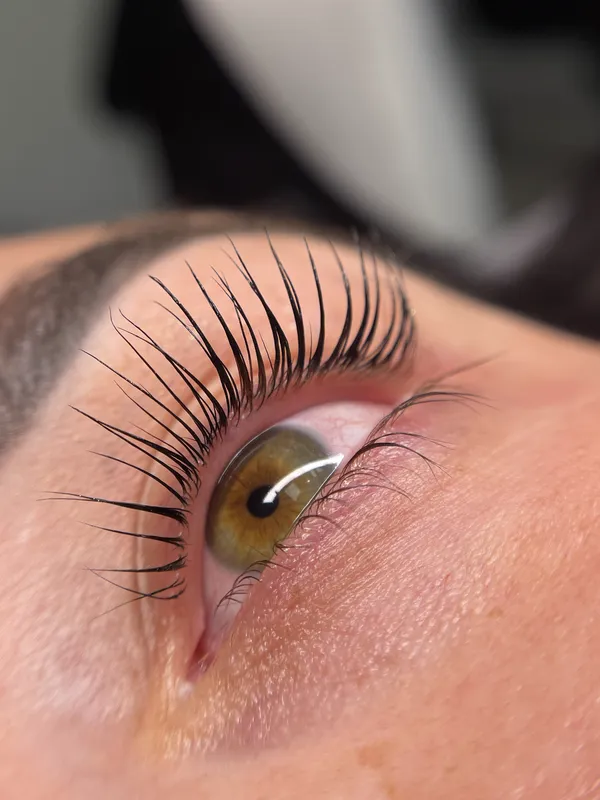 Profesionální lash lifting — SkinArth Studio Praha